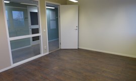 Kontor 16 M2 Rum 521 Omöblerat Bild 03 Ifj Kontorshotell